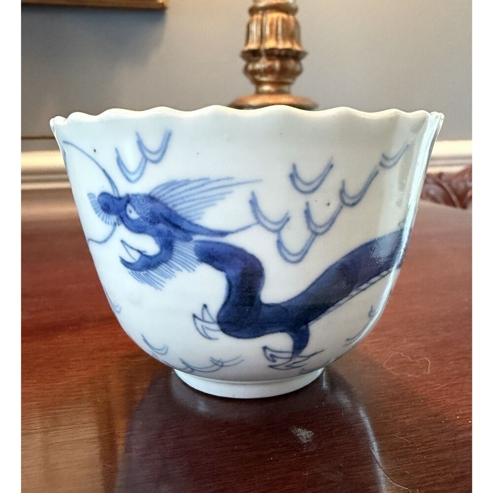 Antique Japanese Blue and White Porcelain Cup with Dragon Pattern Soba Choko